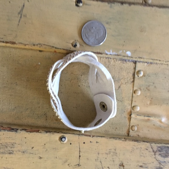 Zara BOHO IVORY GOLD ADJUSTABLE FAUX BRAIDED LEATHER BRACELET CUFF WESTERN - Picture 2 of 5